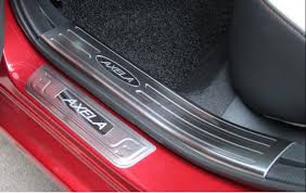 Đồ chơi xe hơi mazda 2 - bậc bước chân sang trọng